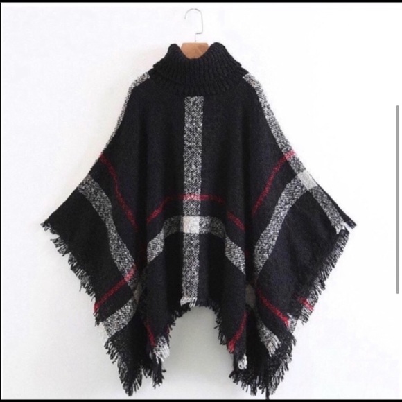 *One Left* Turtleneck Black White & Red Poncho - Picture 5 of 7